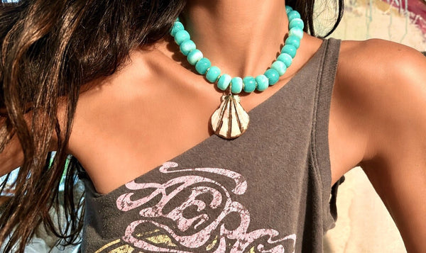Seashell on Amazonite Chunky Necklace