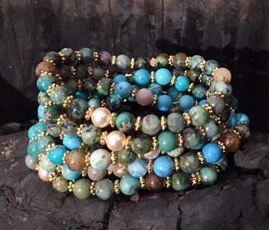Mixed Green and Blue Turquoise Bracelets on Stretch Cord with Freshwater Pearl